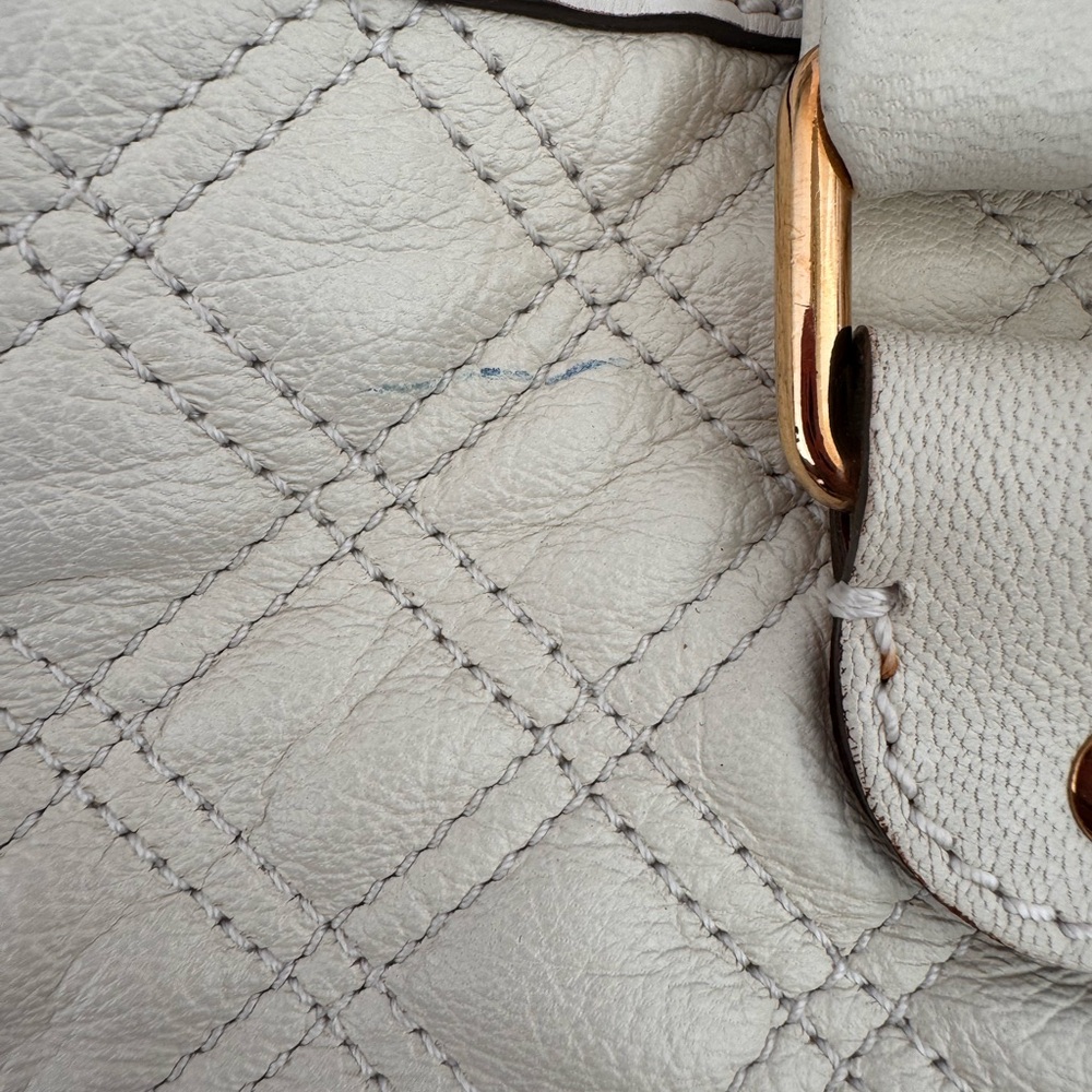 Authentic MARC JACOBS ‘Ursula’ Cream Calfskin Leather Quilted Bag w/ Dust Bag - Picture 11 of 16